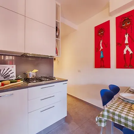 Modern Airconditioned 2-bedroom Lake Escape